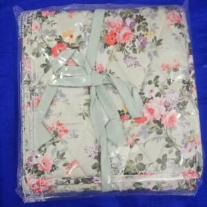 Home foldable jewellery organisert